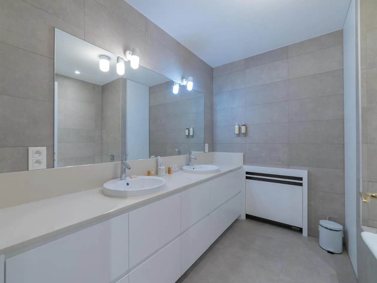 Sweet Inn Apartments - Petit Sablon Brussels